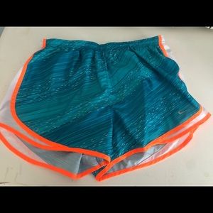 Nike dry fit pattern shorts